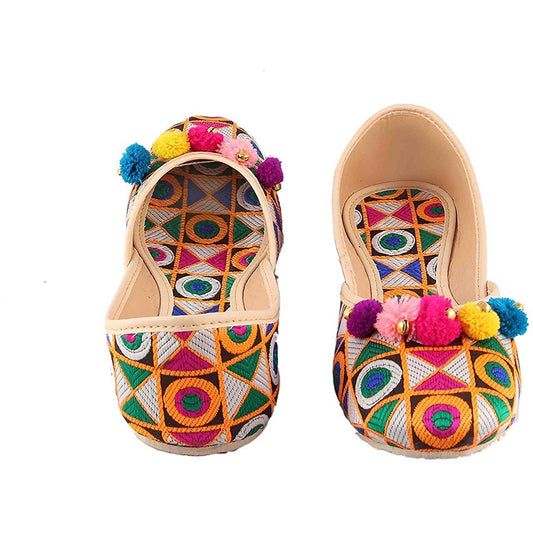 Rgk's Women's Lucky Belly Rajasthani Girls Ethnic Jutis